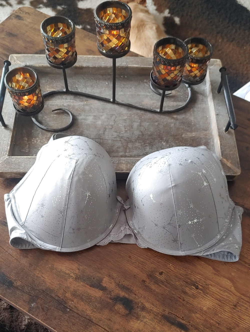 Like New Torrid 40DD Sexy Stunning Silver Star Padded Underwire Bra